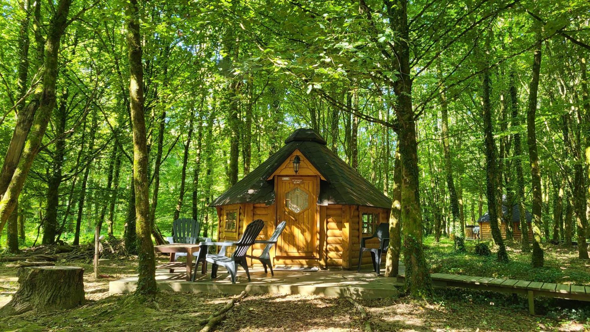 Le Domaine Insolite De Broceliande Paimpont Ngoại thất bức ảnh