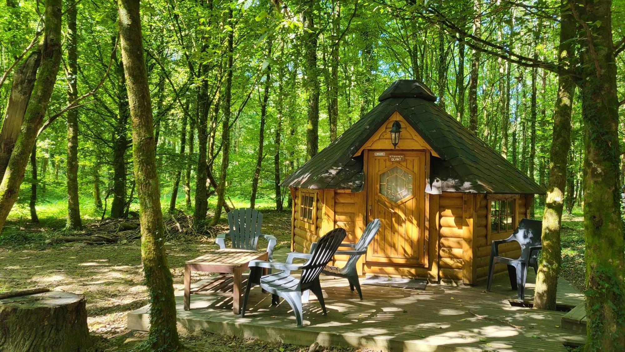 Le Domaine Insolite De Broceliande Paimpont Ngoại thất bức ảnh