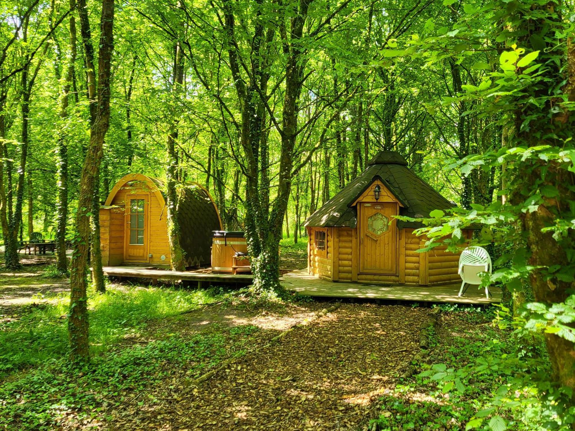 Le Domaine Insolite De Broceliande Paimpont Ngoại thất bức ảnh