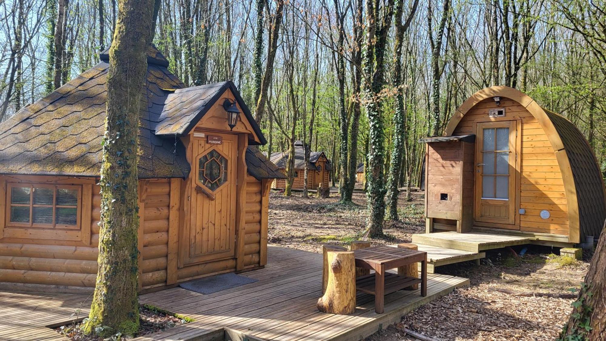 Le Domaine Insolite De Broceliande Paimpont Ngoại thất bức ảnh