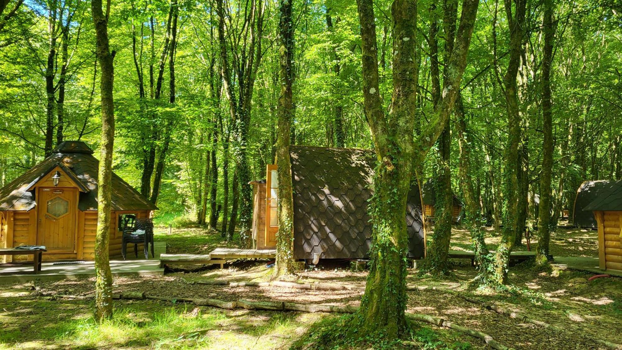Le Domaine Insolite De Broceliande Paimpont Ngoại thất bức ảnh