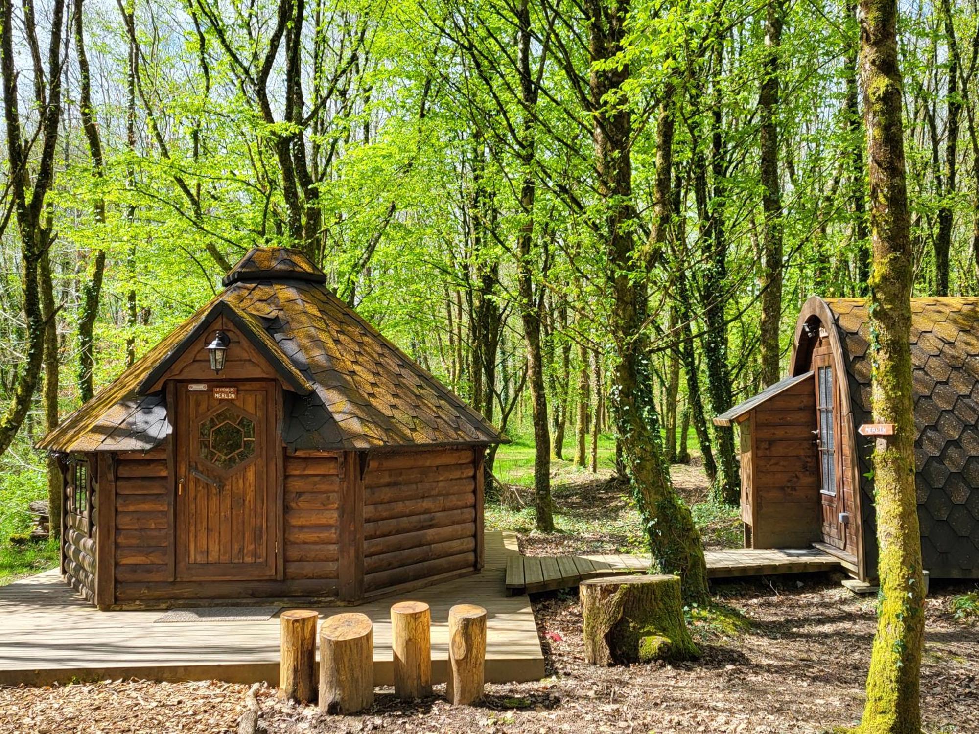 Le Domaine Insolite De Broceliande Paimpont Ngoại thất bức ảnh